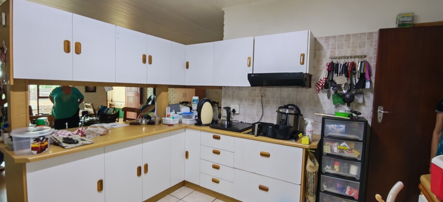 3 Bedroom Property for Sale in Dana Bay Western Cape